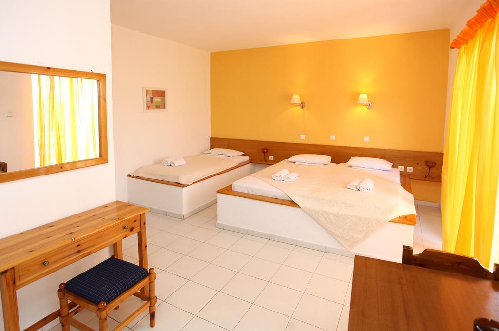 Aparthotel Amarilia Skala Rachoni  Exterior foto
