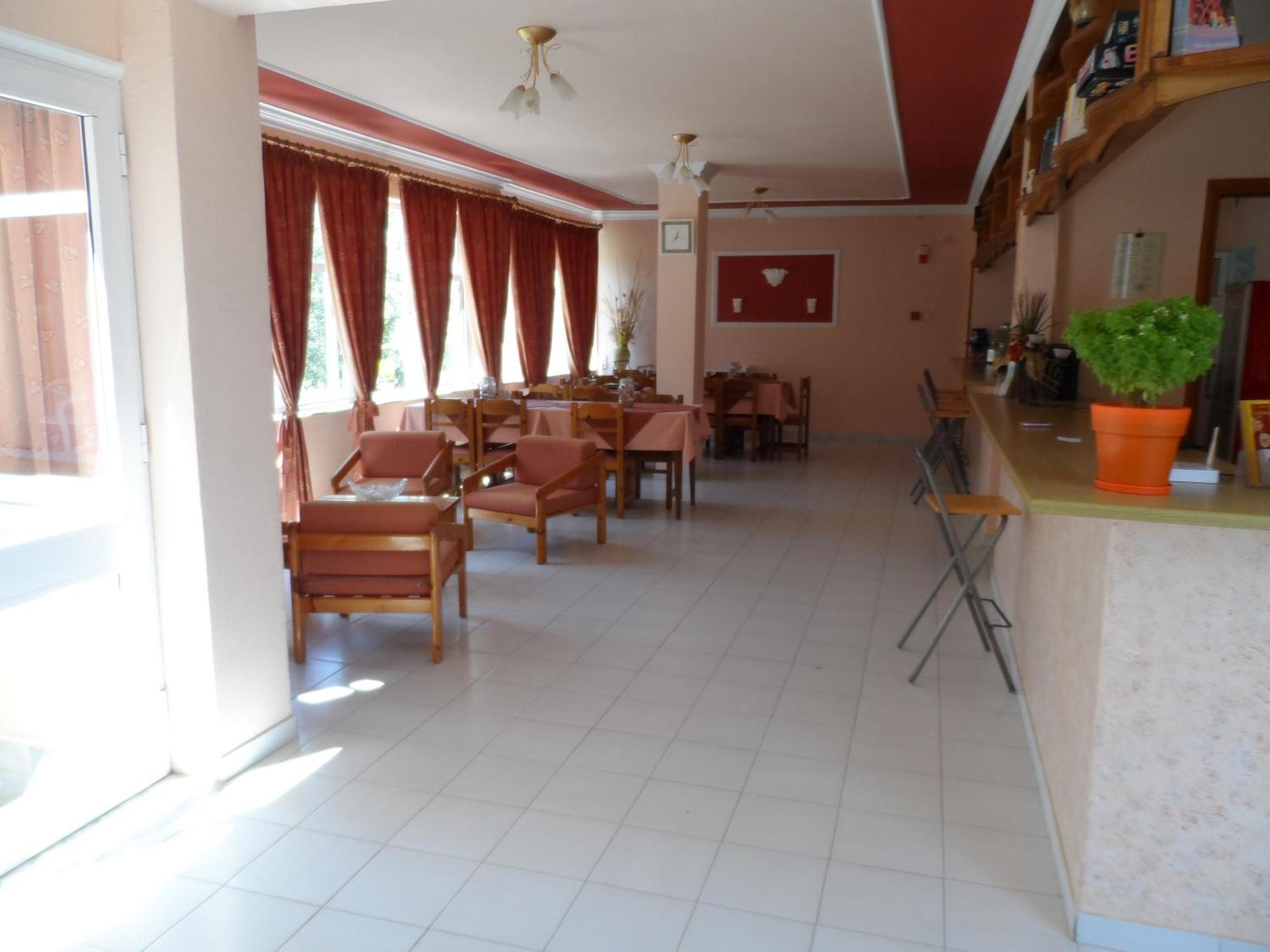 Aparthotel Amarilia Skala Rachoni  Exterior foto