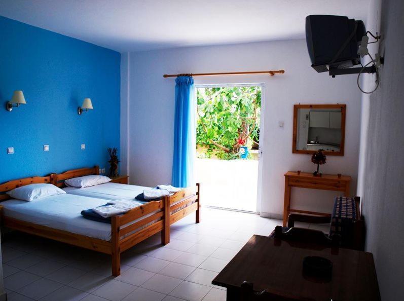 Aparthotel Amarilia Skala Rachoni  Zimmer foto